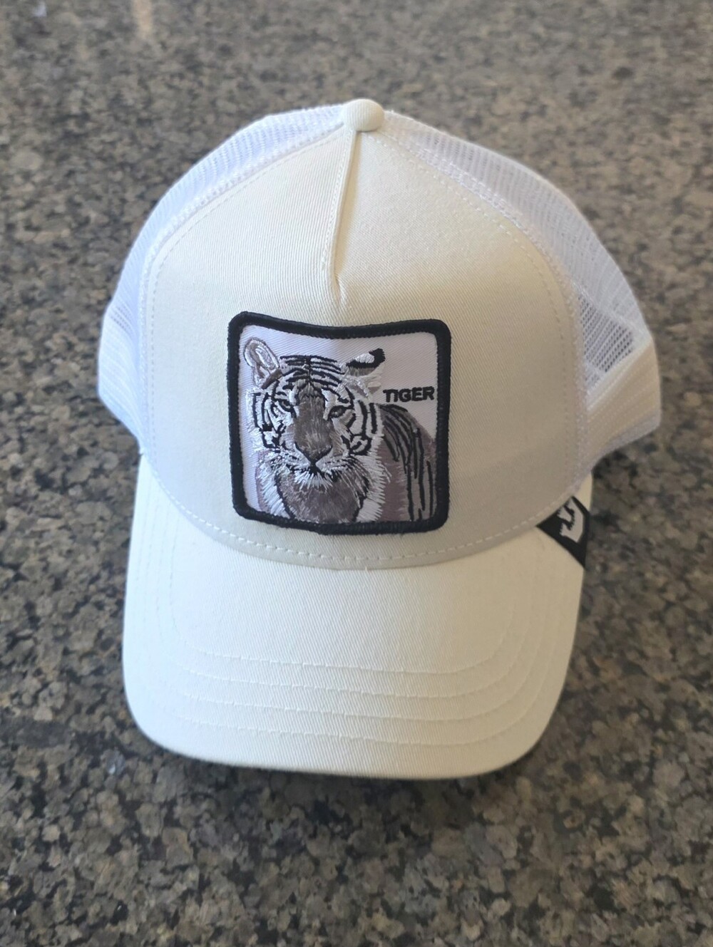 Goorin Bros The Farm Tiger Trucker Hat White Mesh Snapback Adjustable Cap NWOT